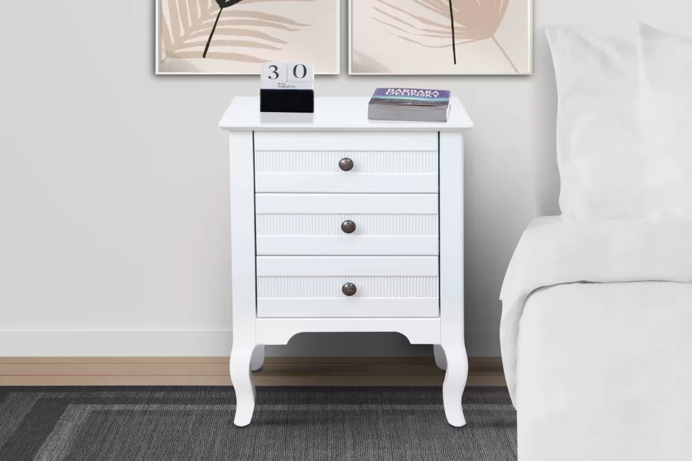 Criado Mudo Madri 3 Gavetas com puxadores metálicos